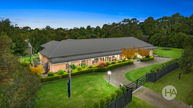 19 Compass Court, VIC 3912