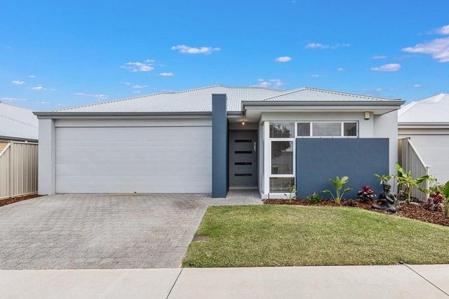 7 Waveski Street, WA 6035