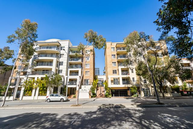 54/123 Wellington Street, WA 6004
