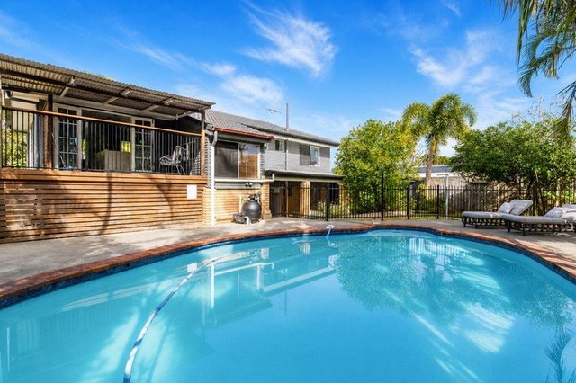 8 Weldon Street, QLD 4159