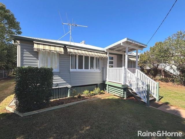 14 William Street, QLD 4610