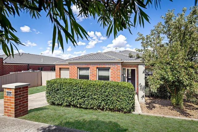 205 Walker Street, VIC 3356