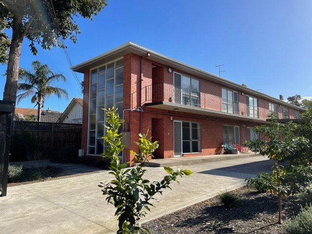 2/58 Trevelyan Street, VIC 3185