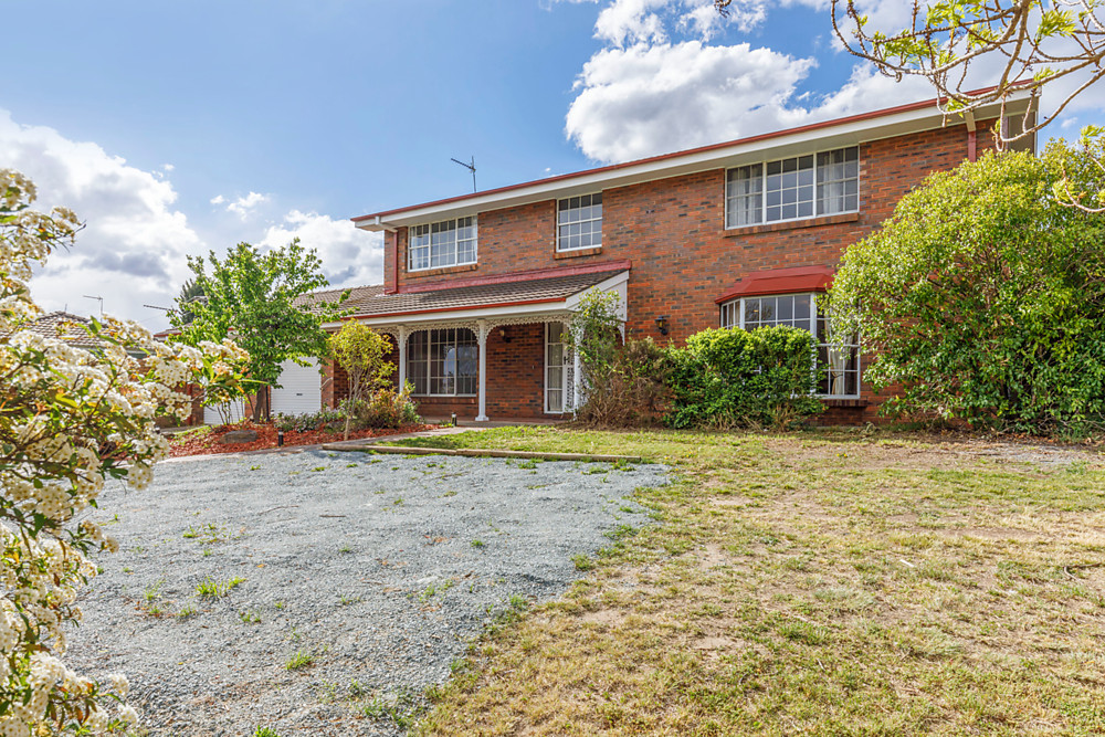 2 Sadlier Street, Gowrie ACT 2904 Allhomes