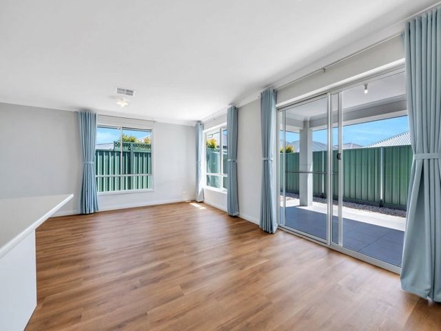 1 Plover Lane, SA 5211