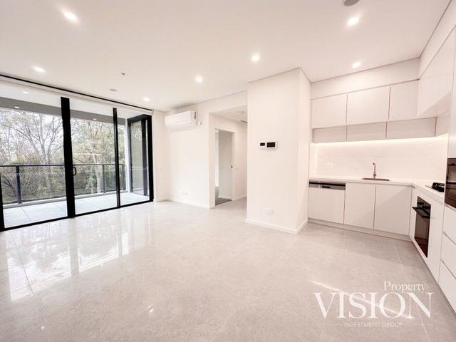 107/8-12 White Hart Drive, NSW 2155