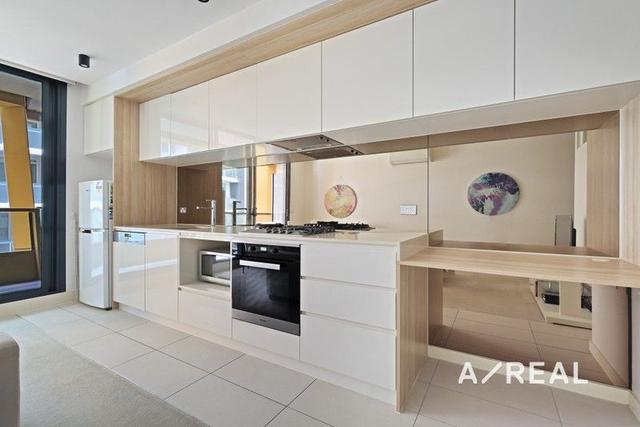 1012/3 Yarra St, VIC 3141