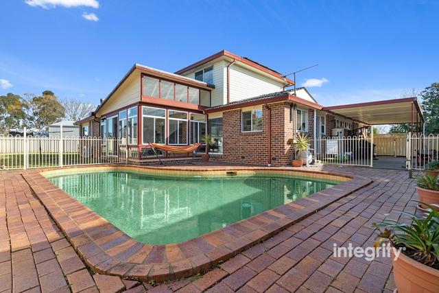 10 Lyrebird Drive, NSW 2541