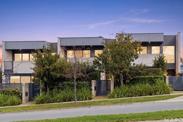 8 Shearston Street, ACT 2914