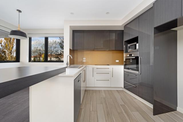 30/115 Canberra Avenue, ACT 2603