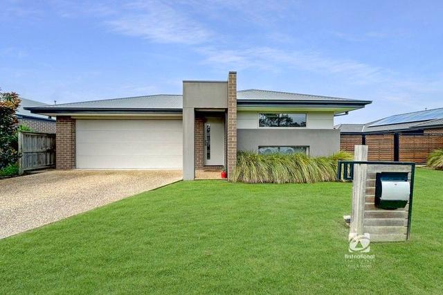 10 Whipbird Street, VIC 3875