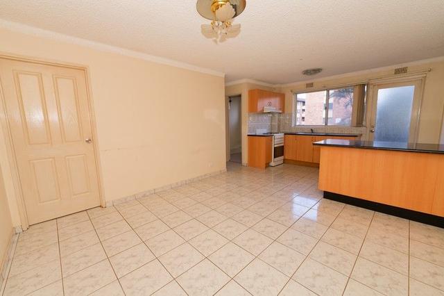 2/19 Charles Street, NSW 2170