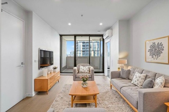 2206/89 Gladstone Street, VIC 3205