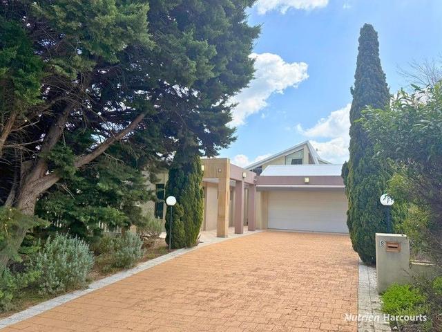9 Gungurru Court, WA 6056
