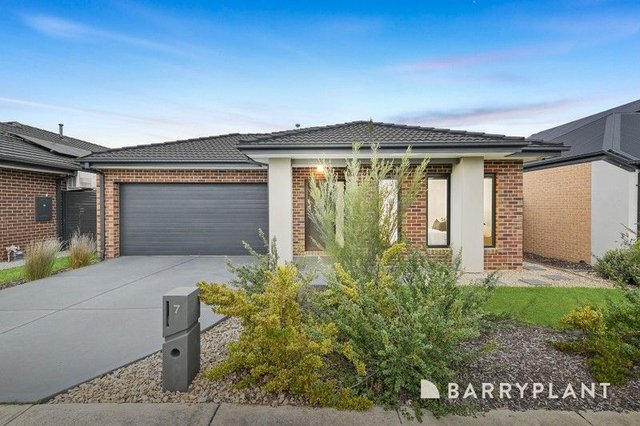 7 Stonehenge  Place, VIC 3806