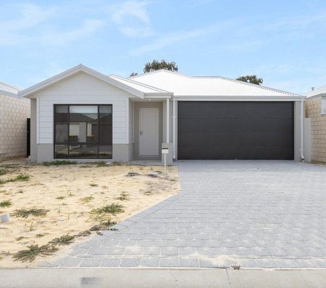 15 Cygnus Road, WA 6055