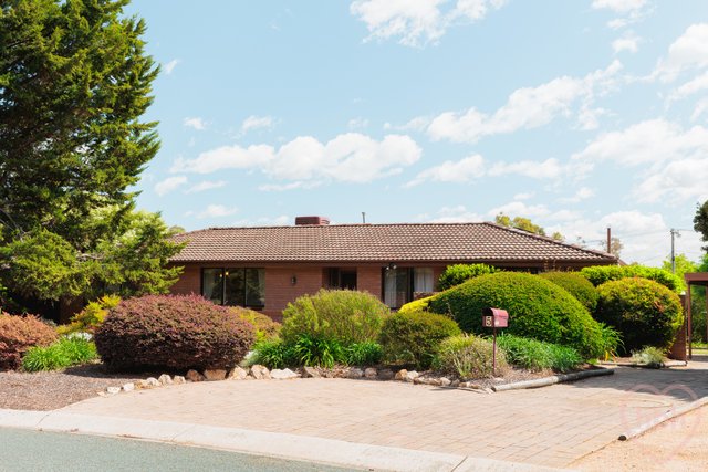 5 McLachlan Crescent, ACT 2614
