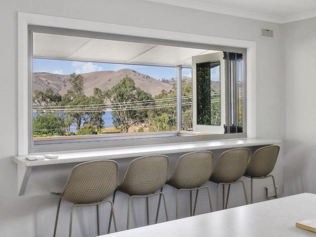 4 Redfern Court, VIC 3720