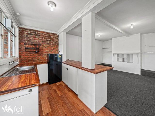 2/5 Carr Street, TAS 7000