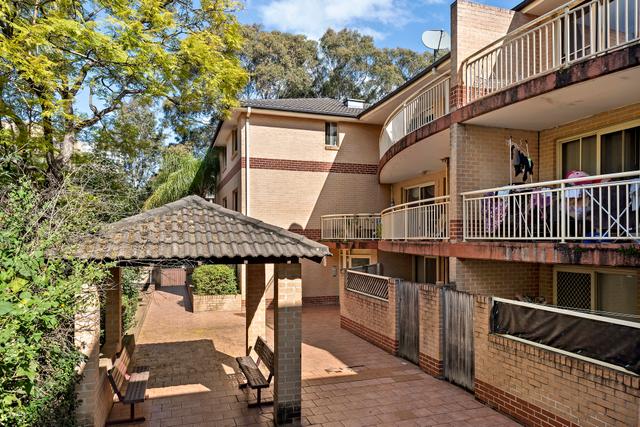 27/8-10 Fifth Avenue, NSW 2148
