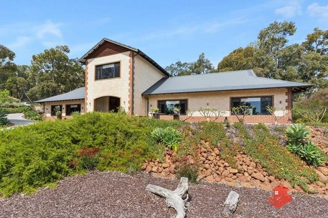 3 Kruseana Grove, WA 6111
