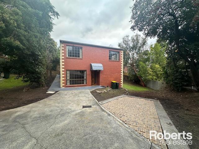 2/9A Coolabah Road, TAS 7005