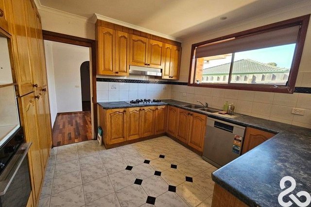 2 Lido Court, VIC 3076