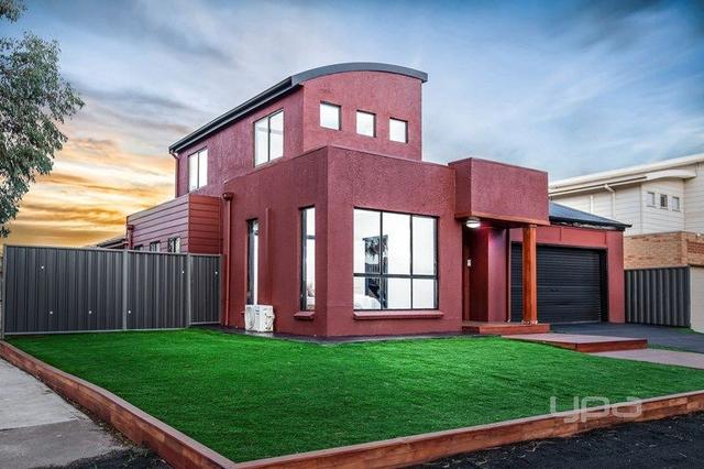 33 Pro Hart Way, VIC 3023