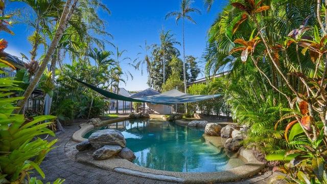 4/457 Severin Street, QLD 4870