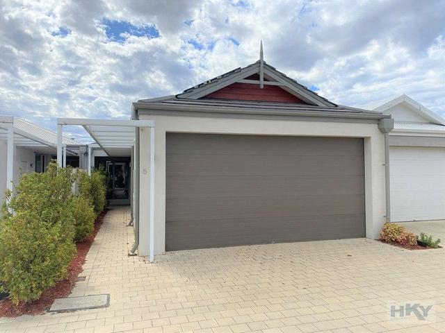 5/2 Woodstock Green, WA 6069