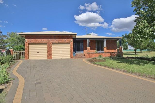 11 Grevillea Close, NSW 2830