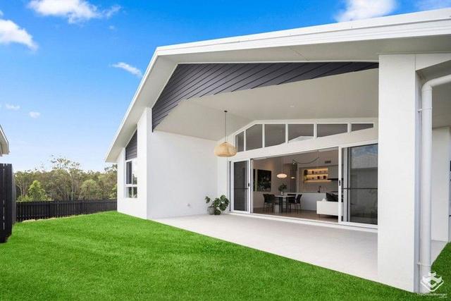 58 Australis Circuit, QLD 4124