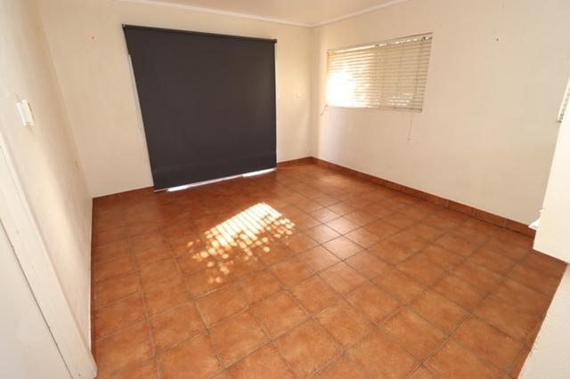 Unit 1/200 Camooweal Street, QLD 4825