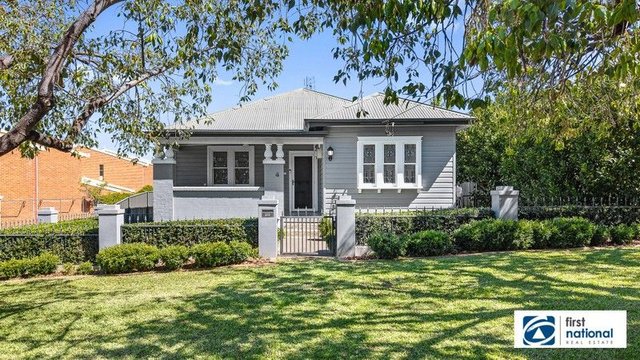 4 Gipps Street, NSW 2340