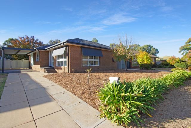 75 Pugsley Avenue, NSW 2650