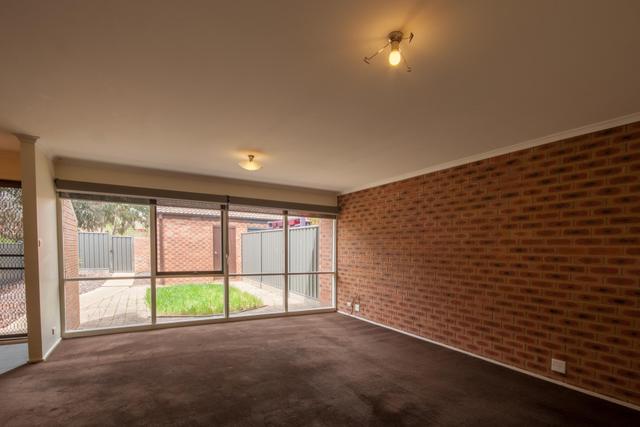 11 Moulden Court, ACT 2617