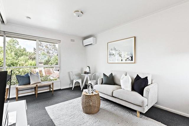 17/8 Bennett Street, VIC 3068