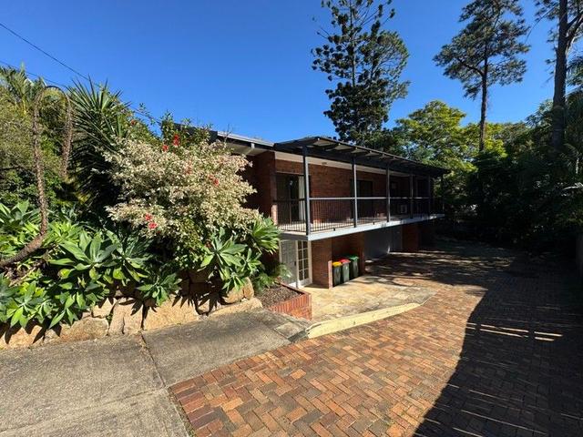 11 Woongarra Street, QLD 4061