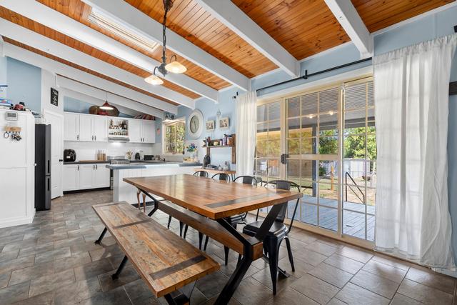 8 Caledonia Street Grabben Gullen Via, NSW 2583