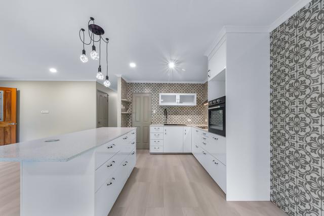 1/25 Sandpiper Crescent, QLD 4802