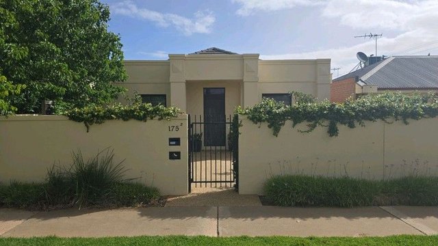 2/175 Tenth Street, VIC 3500