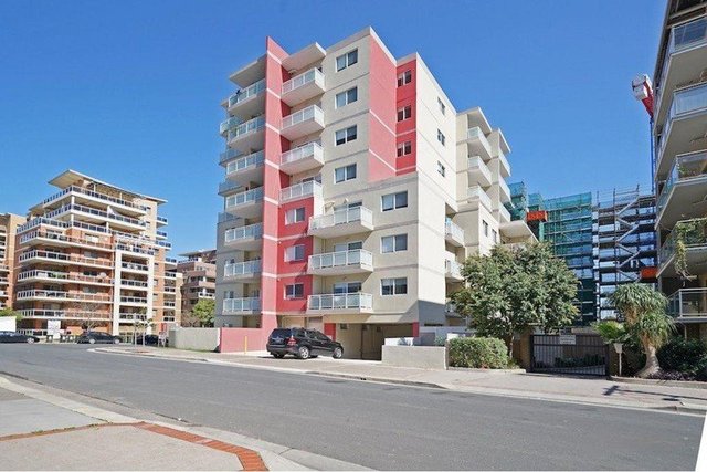 13/41-43 Lachlan Street, NSW 2170