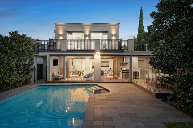 9 Love Street, VIC 3193
