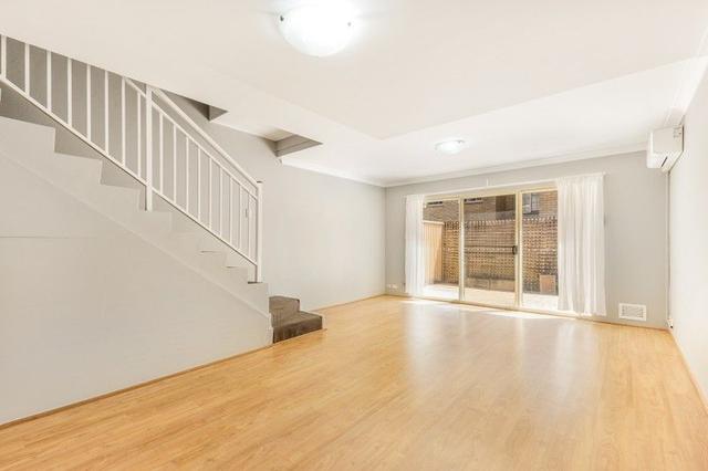 3/15 Harrow Road, NSW 2207