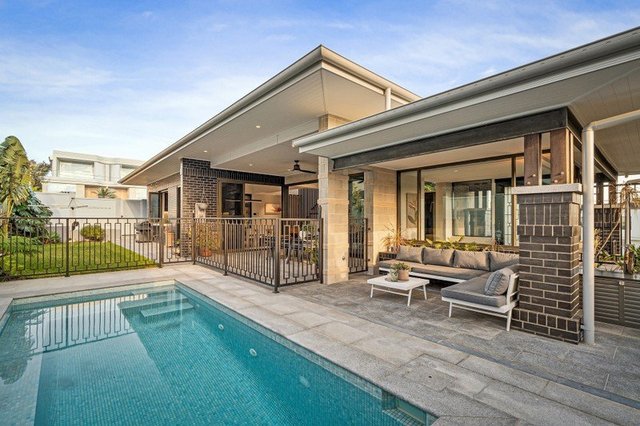 1 The Crescent, NSW 2220