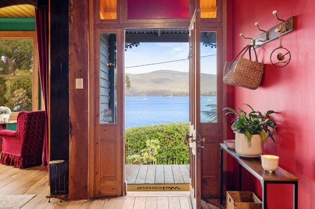 11 Bay View Road, TAS 7117