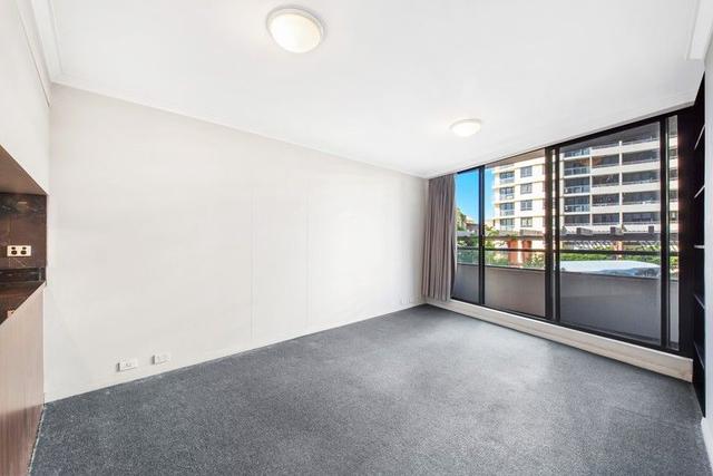 215/3 Herbert Street, NSW 2065