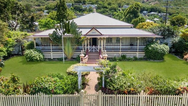 40 Paxton Street, QLD 4810