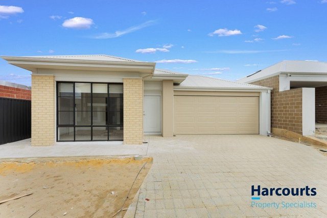 38 Meander Way, WA 6164