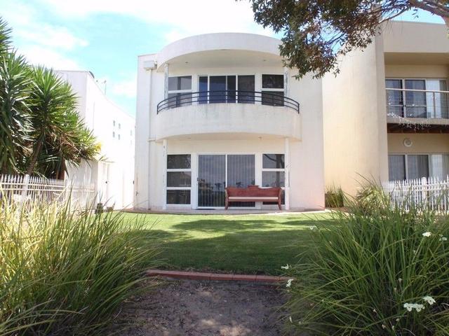 2/14 Laguna  Drive, SA 5606